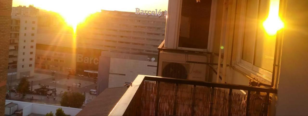 Infostays Maria Zambrano มาลากา ภายนอก รูปภาพ