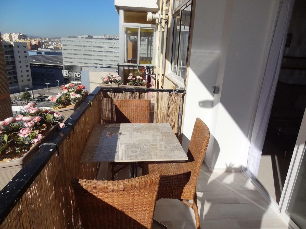 Infostays Maria Zambrano มาลากา ภายนอก รูปภาพ