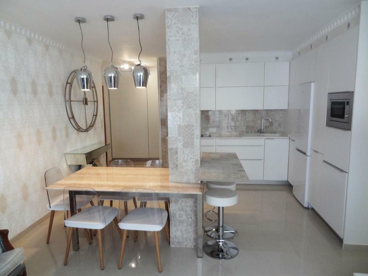 Infostays Maria Zambrano มาลากา ภายนอก รูปภาพ